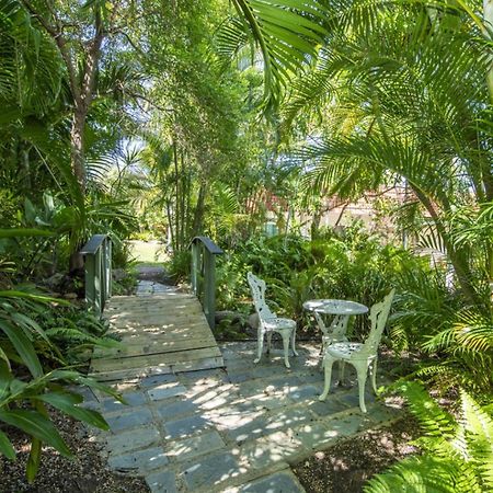 Affordable Island Escape! Queen Studio, Nelly Bay Kültér fotó